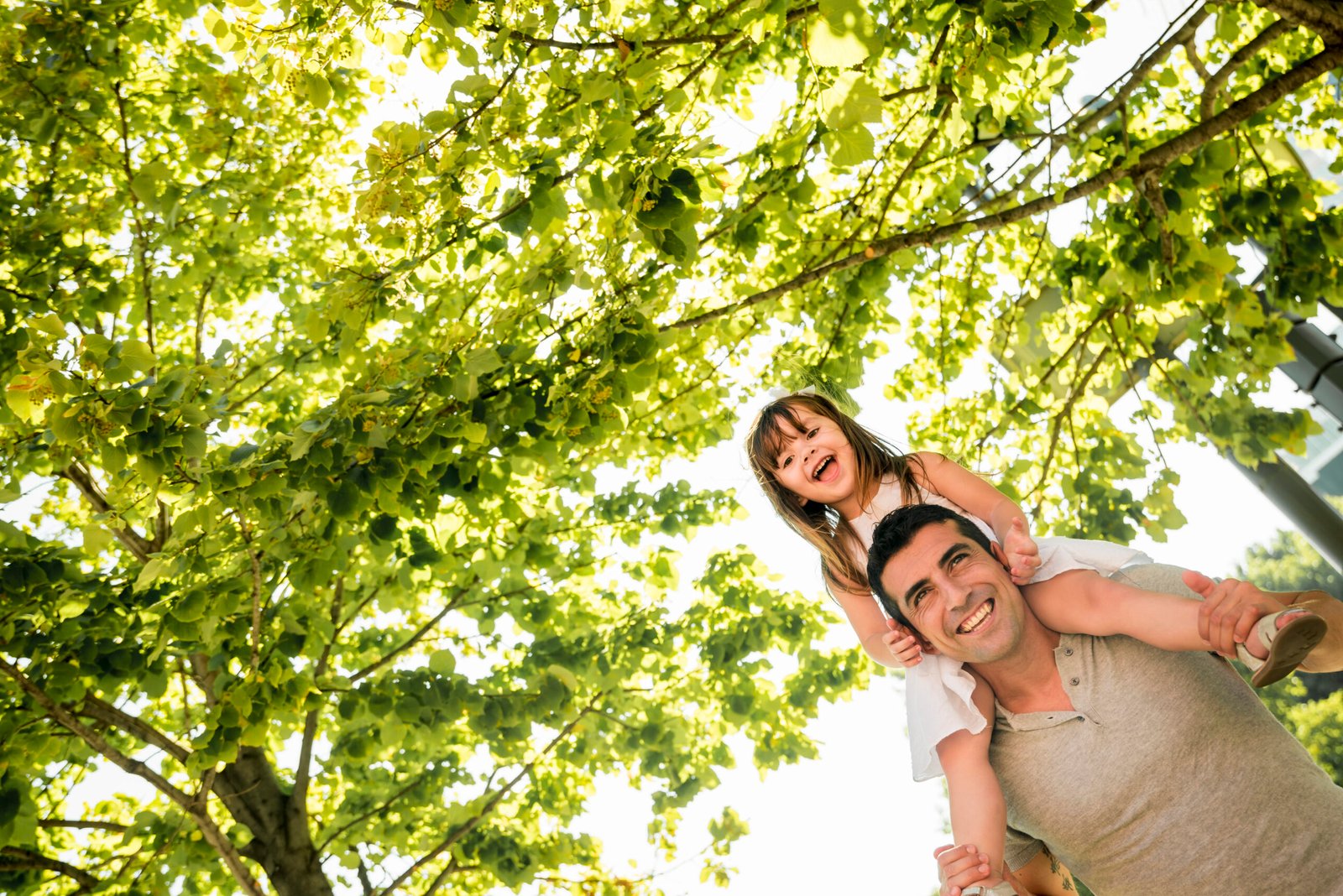 fathers-day-concept-with-family-outdoors